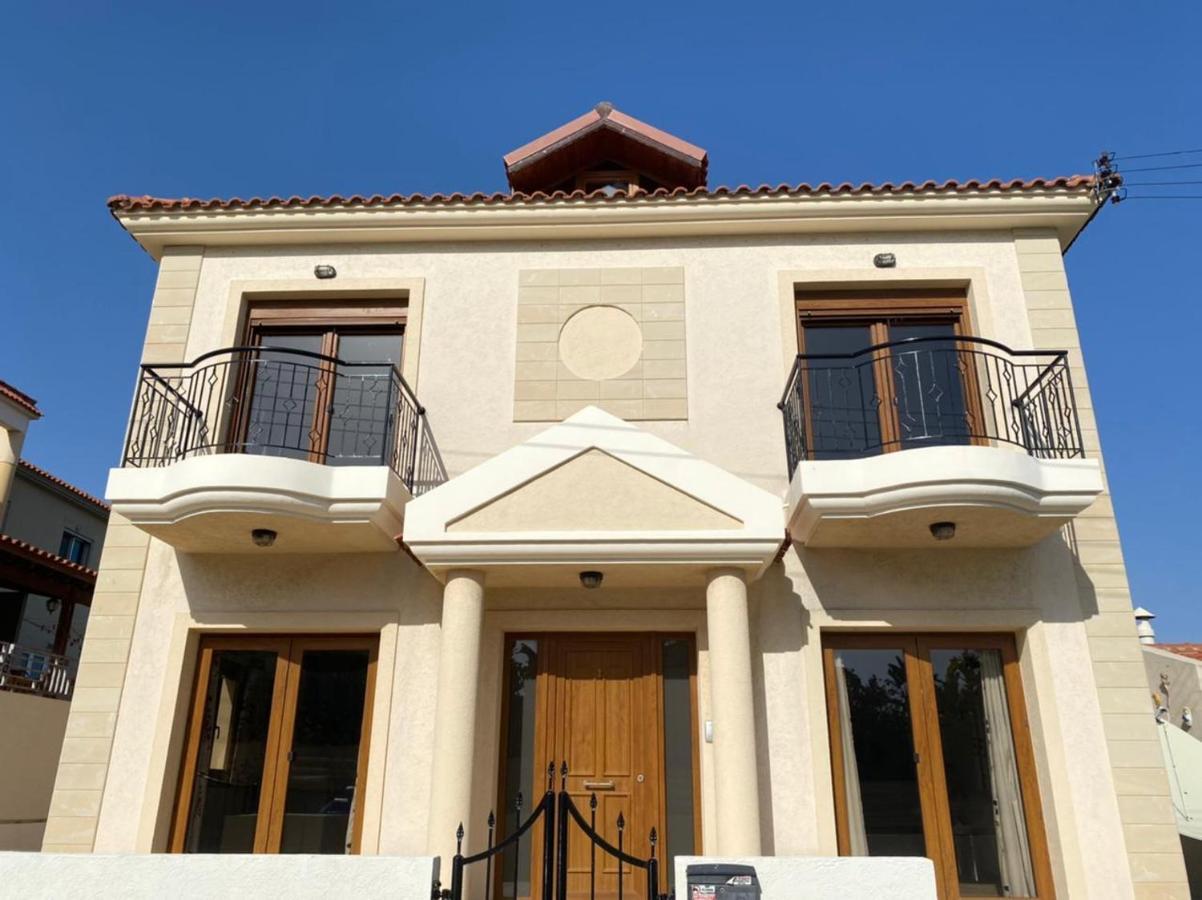 Episkopi Villa, Luxury 4 Bedroom With Pool - Limassol Bagian luar foto